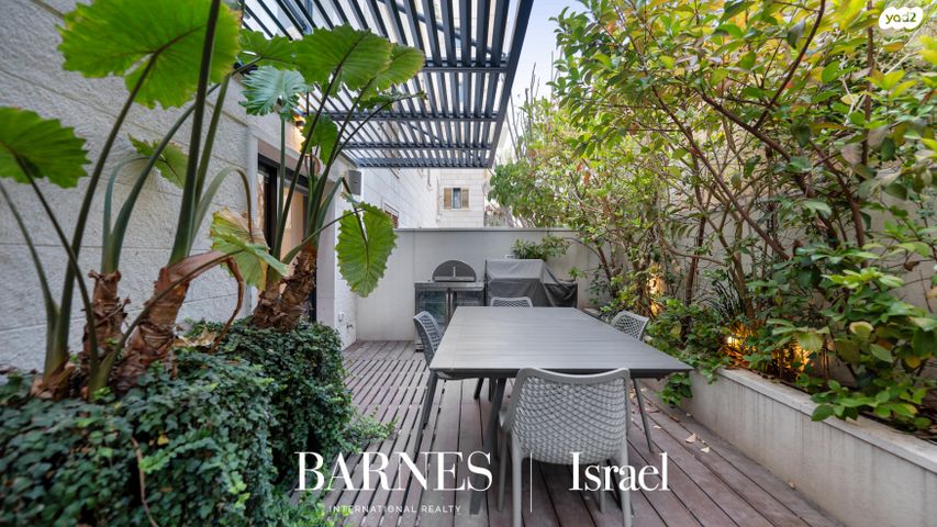 דופלקס, תל אביב יפו