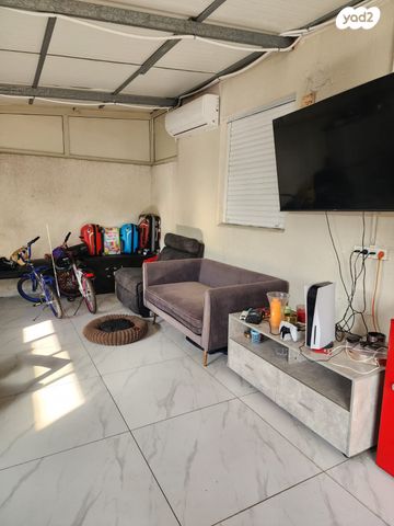 דירת גן, הפלג, חדרה