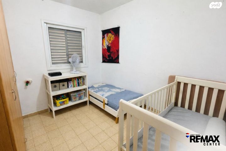 דירה, שדרות בר אילן, דרום מערב ותיק, בת ים