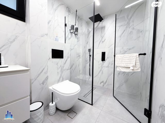 דירה, שדרות בר אילן 32, דרום מערב ותיק, בת ים