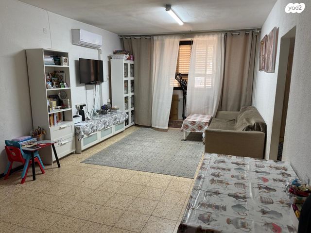 דירה, הגיבורים 68, מרכז העיר, חדרה