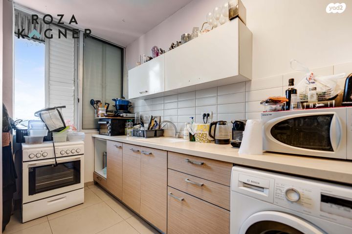 דירה, אנילביץ' 29, לב העיר, בת ים