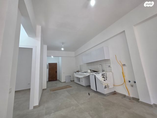 דירה, עזרא הסופר, כרם התימנים, תל אביב יפו