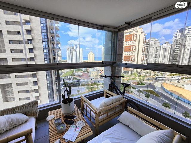 דירה, בני ברמן, עיר ימים, נתניה