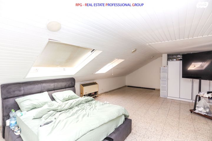 דו משפחתי, דילה רינה יוסף, שיכון דן, נווה דן, תל אביב יפו