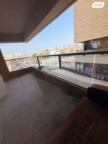 דירה, זלמן שז"ר, קרית ים  א', קרית ים