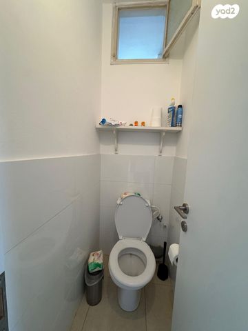 דירה, כפר סבא