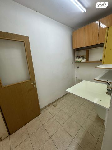 דירת גן, חטיבת עציוני, רמת רבין מערב, כרמיאל