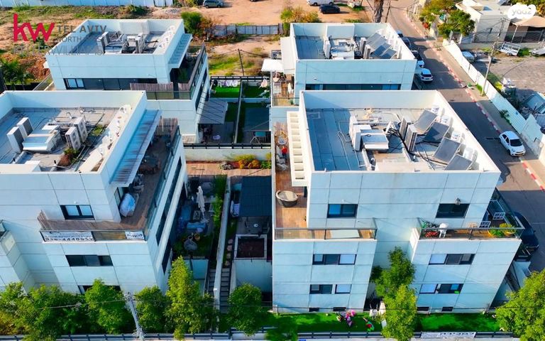 גג/ פנטהאוז, מאיר מקס בינט, קרית שאול, תל אביב יפו