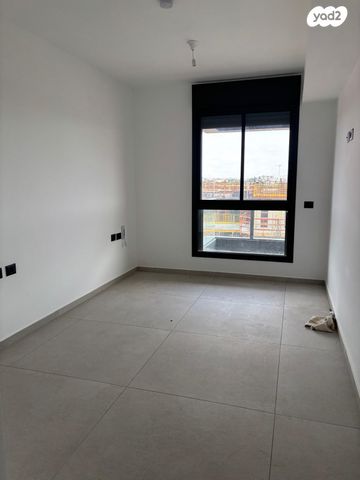 דירה, רעננה