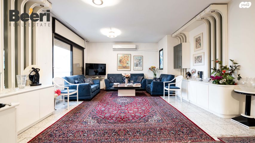 דירה, הרב יצחק חי טייב, נווה יהושע, ערמונים, רמת גן