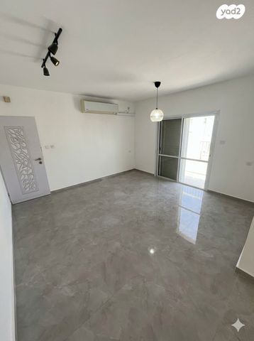 דירה, מרדכי מקלף, שכונה ו', באר שבע