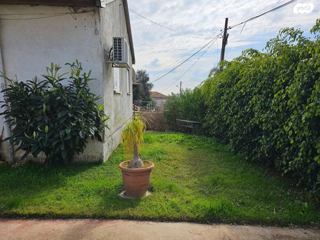 משק חקלאי/ נחלה, זוהר