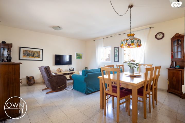 דירה, הוד השרון