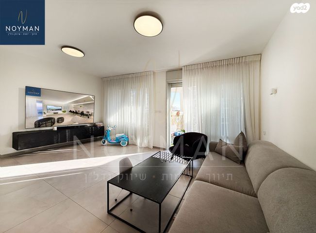 דירה, הרב שלום איפרגן 7, קרית השרון, נתניה