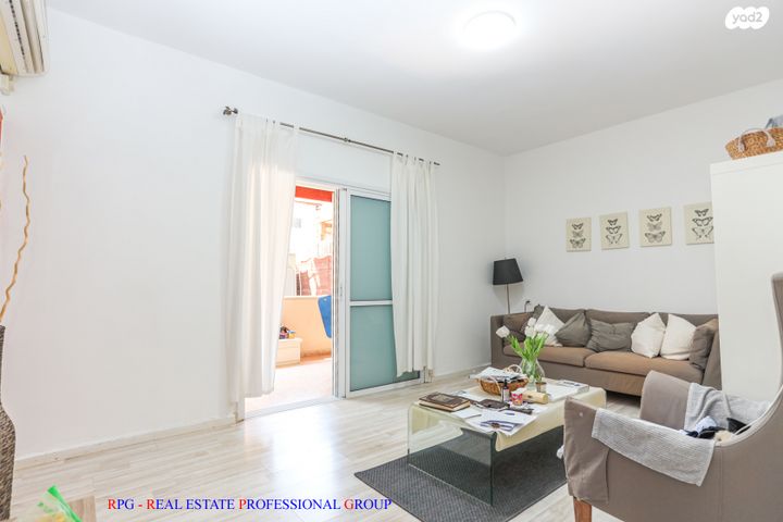 דירת גן, הגולן, תל אביב יפו