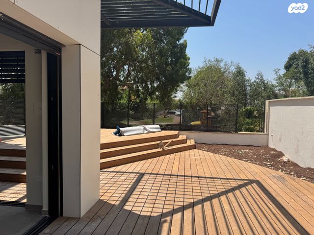 דירת גן, גרין פארק החדשה, הוד השרון