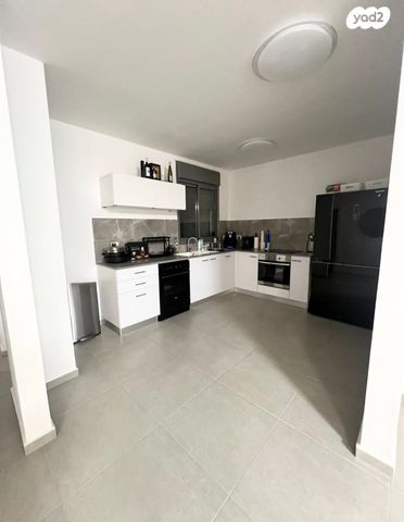 דירה, בית שמש