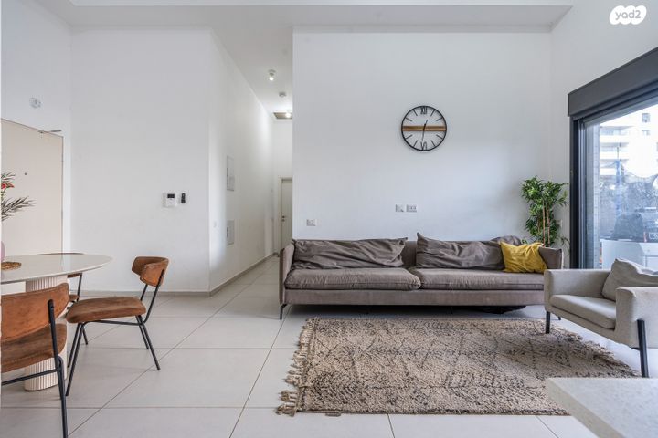 דירת גן, לבונה, אור ים, אור עקיבא