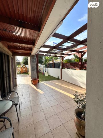 דירת גן, יצחק בן צבי, אפרידר, אשקלון