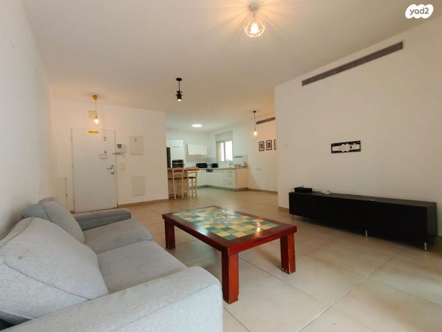 מרים ואברהם קמינסקי 