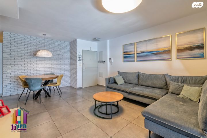 דירה, התורן, נאות רבין, יבנה