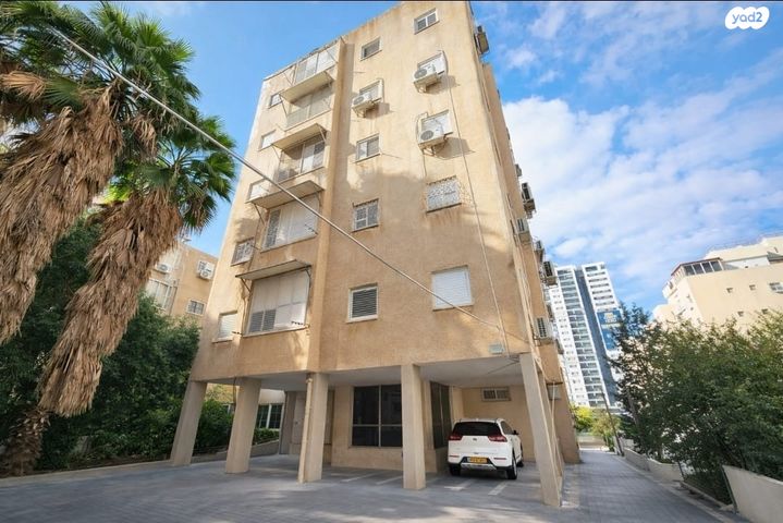 דירה, הלל יפה 19, מרכז העיר, חדרה