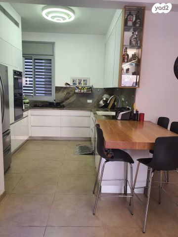 גג/ פנטהאוז, דגניה, ח-501, חולון