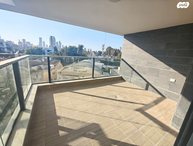 דירה, הרא"ה 94, שכונת הלל, רמת גן