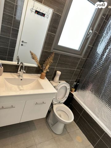 דירה, בית שמש