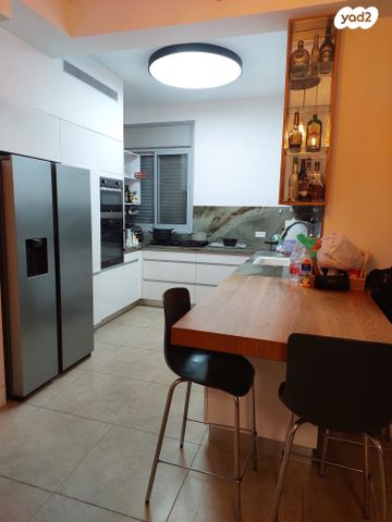 גג/ פנטהאוז, דגניה, ח-501, חולון