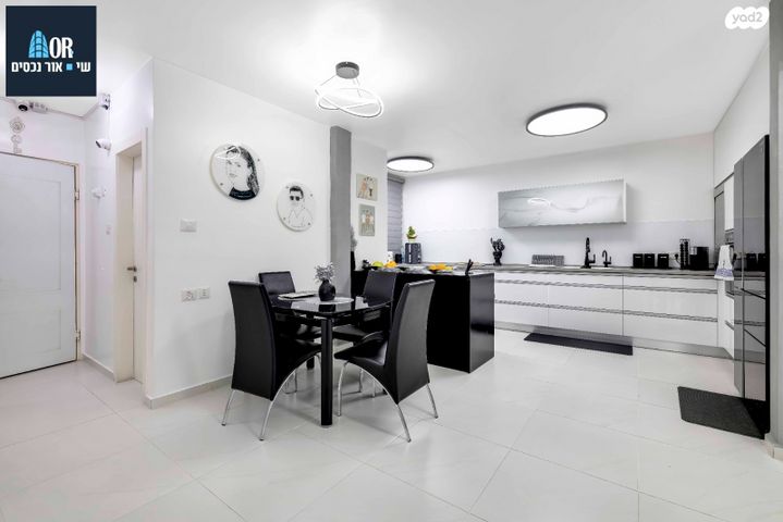 דירה, דקר, גני יער, לוד