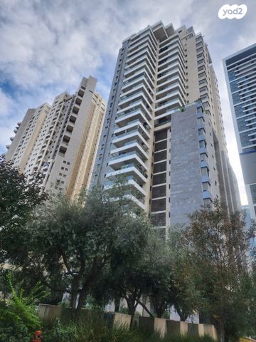 נחלת יצחק 14