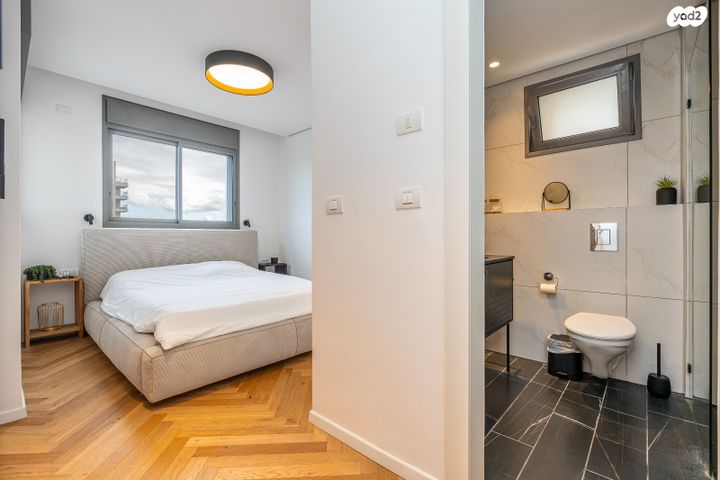 גג/ פנטהאוז, שדרות מנחם בגין, גבעת אולגה, חדרה