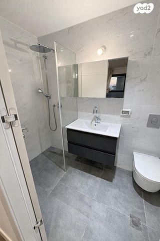 דירה, ניסים אלוני 2, צמרות איילון, פארק צמרת, תל אביב יפו