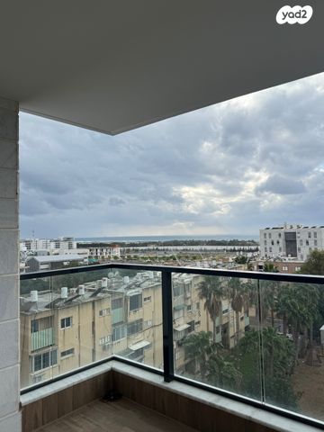 דירה, הכלניות 20, טירת כרמל