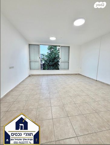 שדרות ירושלים 81