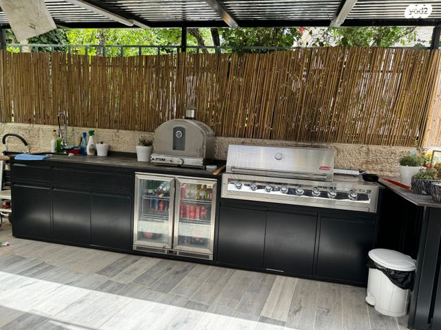 דו משפחתי, הר כתרון 30, הר כתרון, צור הדסה