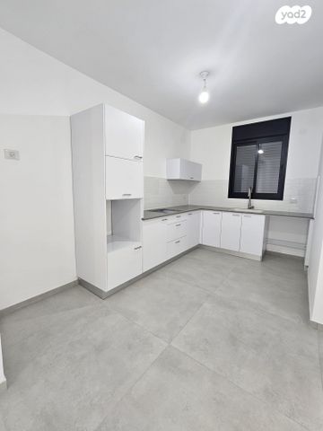 דירה, אור יהודה