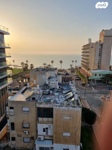 דירה, ביאליק 4, צפון מערב מרכז העיר, נתניה