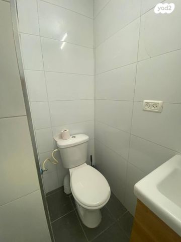 דירה, דרך השלום 42, תל חנן, נשר