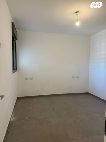 דירה, שדרות גת, הפרחים, קרית גת