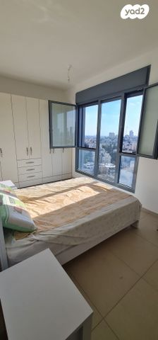 דירה, קריניצי, רמת גן