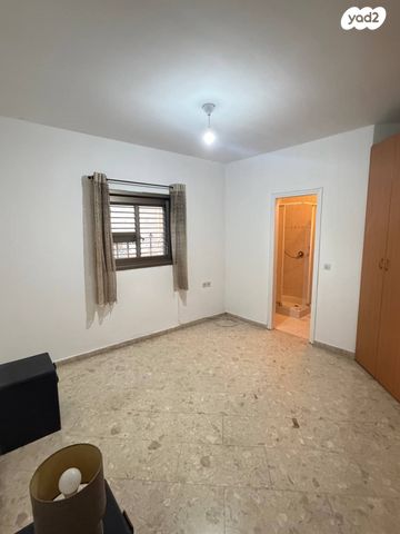 דירה, עוזיאל, רמת גן