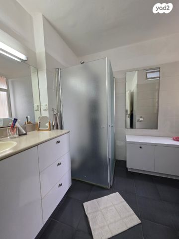 דירה, שדרות ירושלים, קרית ים ב', קרית ים