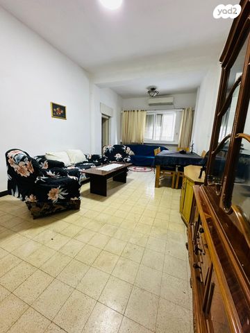 דירה, הרברט סמואל, רמב"ם, חדרה