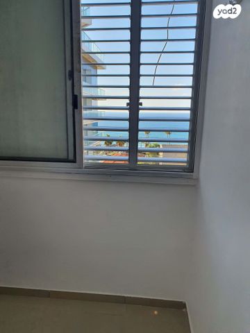 דירה, ביאליק 4, צפון מערב מרכז העיר, נתניה