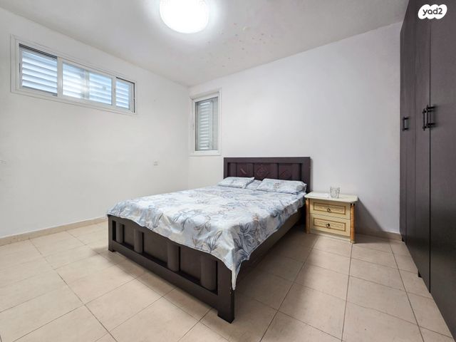 דירה, יוסף אהרונוביץ', שיכון ותיקים, חולון