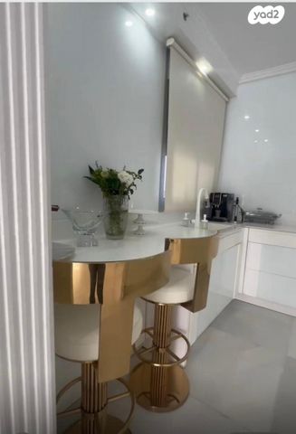 דירה, הברוש, פארק המושבה, באר יעקב