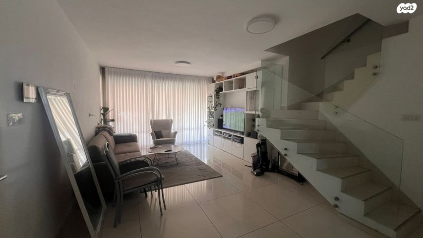 איסר יהודה אונטרמן 